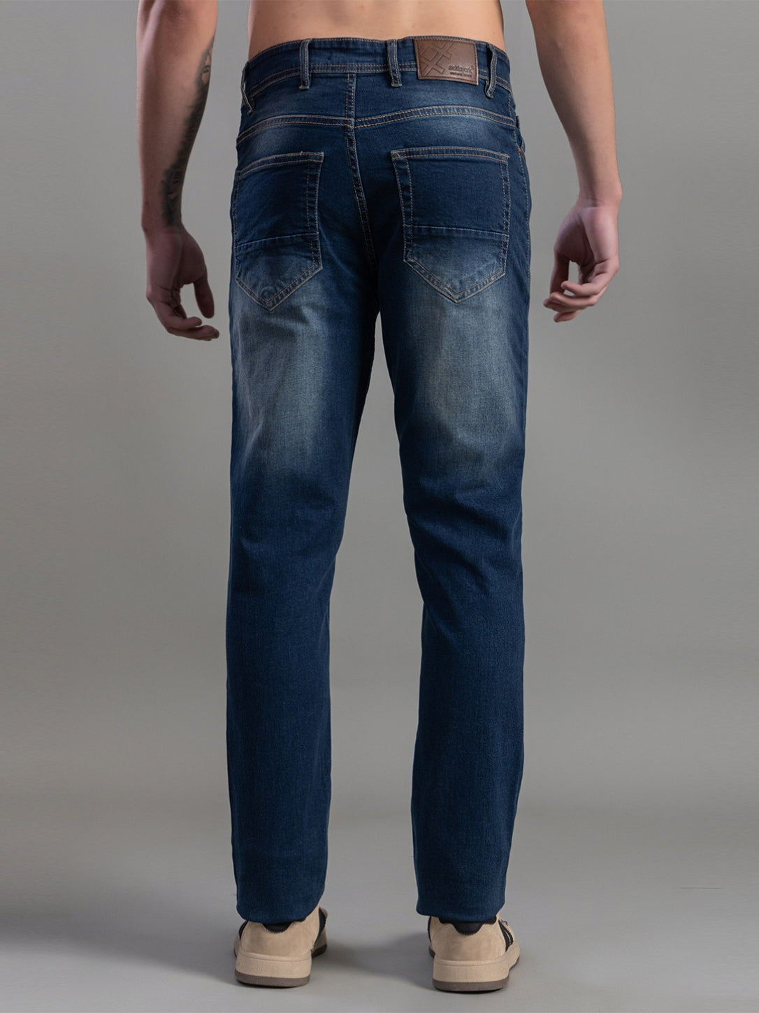 Club York Fade Straight-Fit Jeans