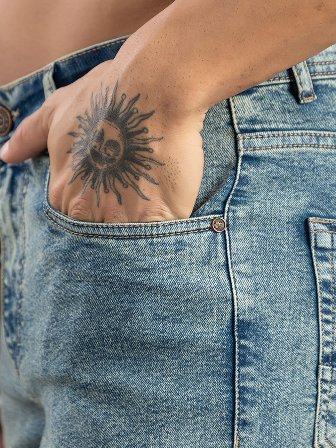 Club York Ice Wash Straight-Fit Jeans
