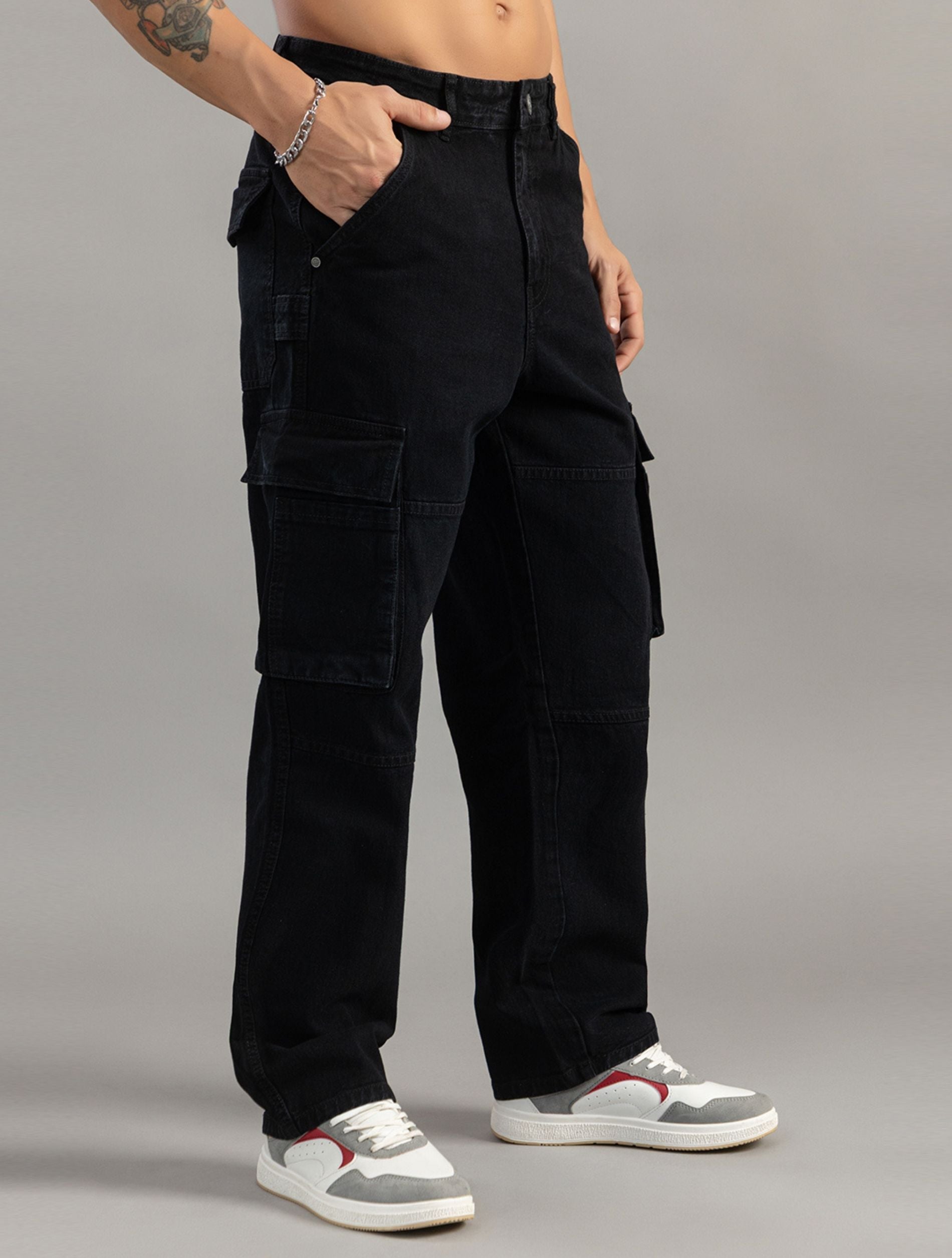 Multi-Pocket straight fit Cargo Jeans