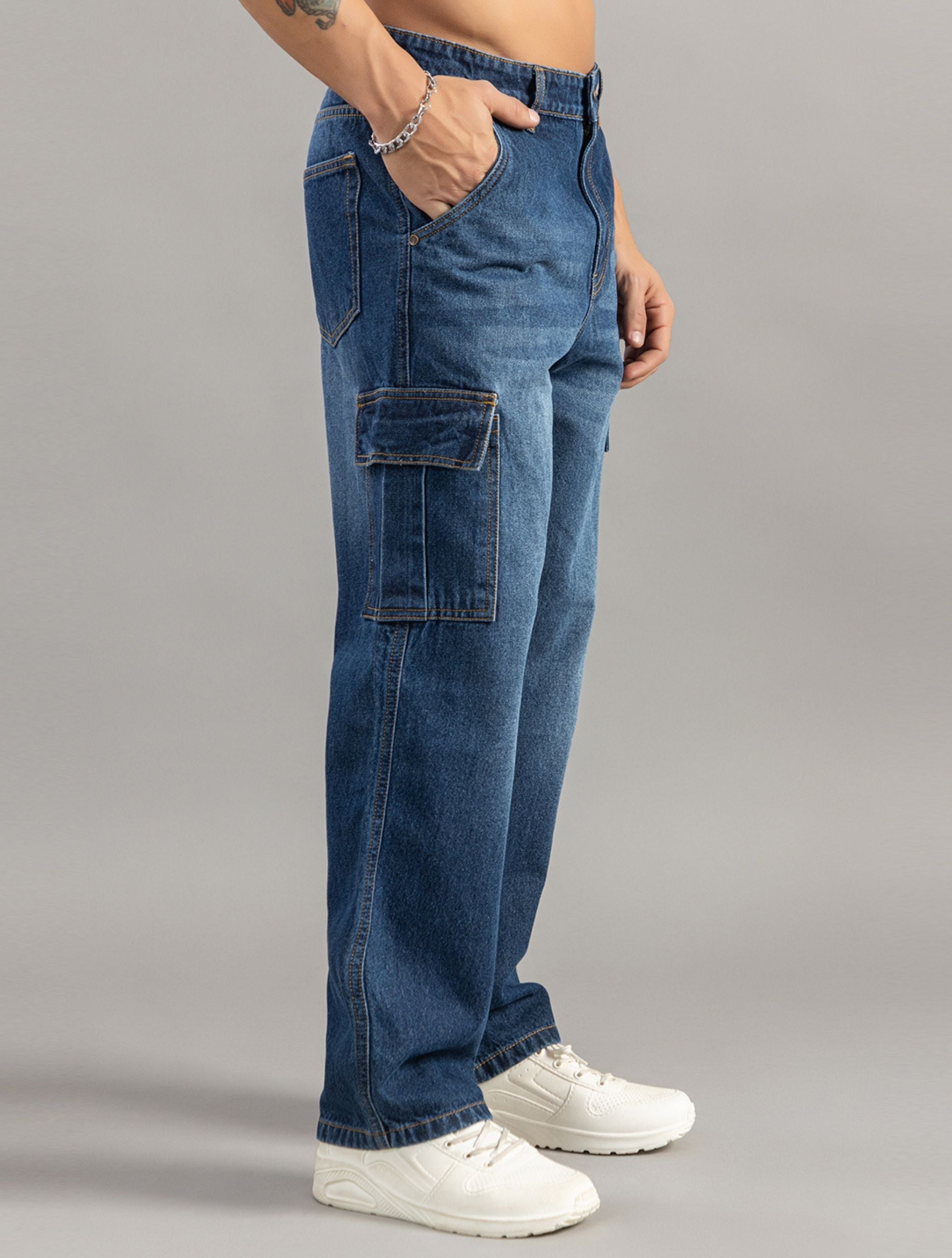 Relaxed Fit Multi-Pocket Cargo Jeans