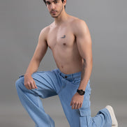 Relaxed Fit Cargo Jeans