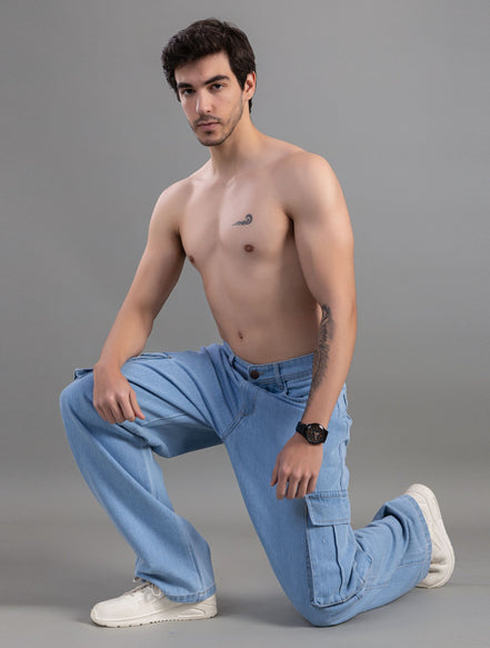 Relaxed Fit Cargo Jeans