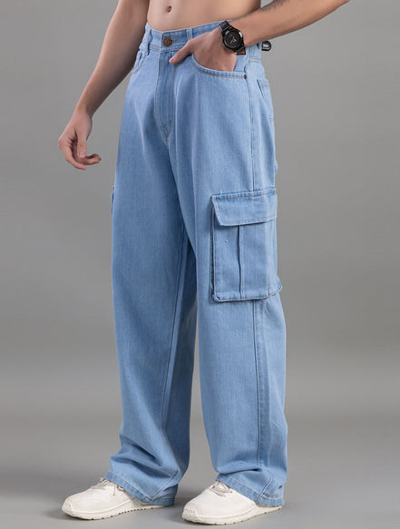 Relaxed Fit Cargo Jeans