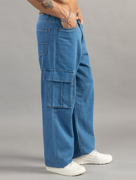 Relaxed Fit Cargo Jeans