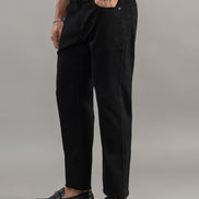 Noir Straight Fit Jeans