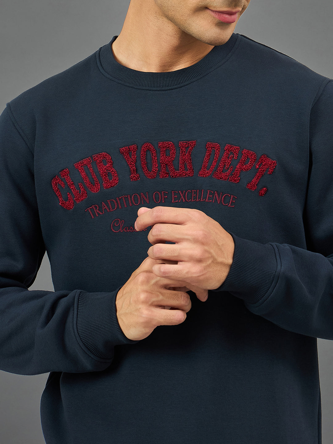 Navy Embroidery Sweatshirt
