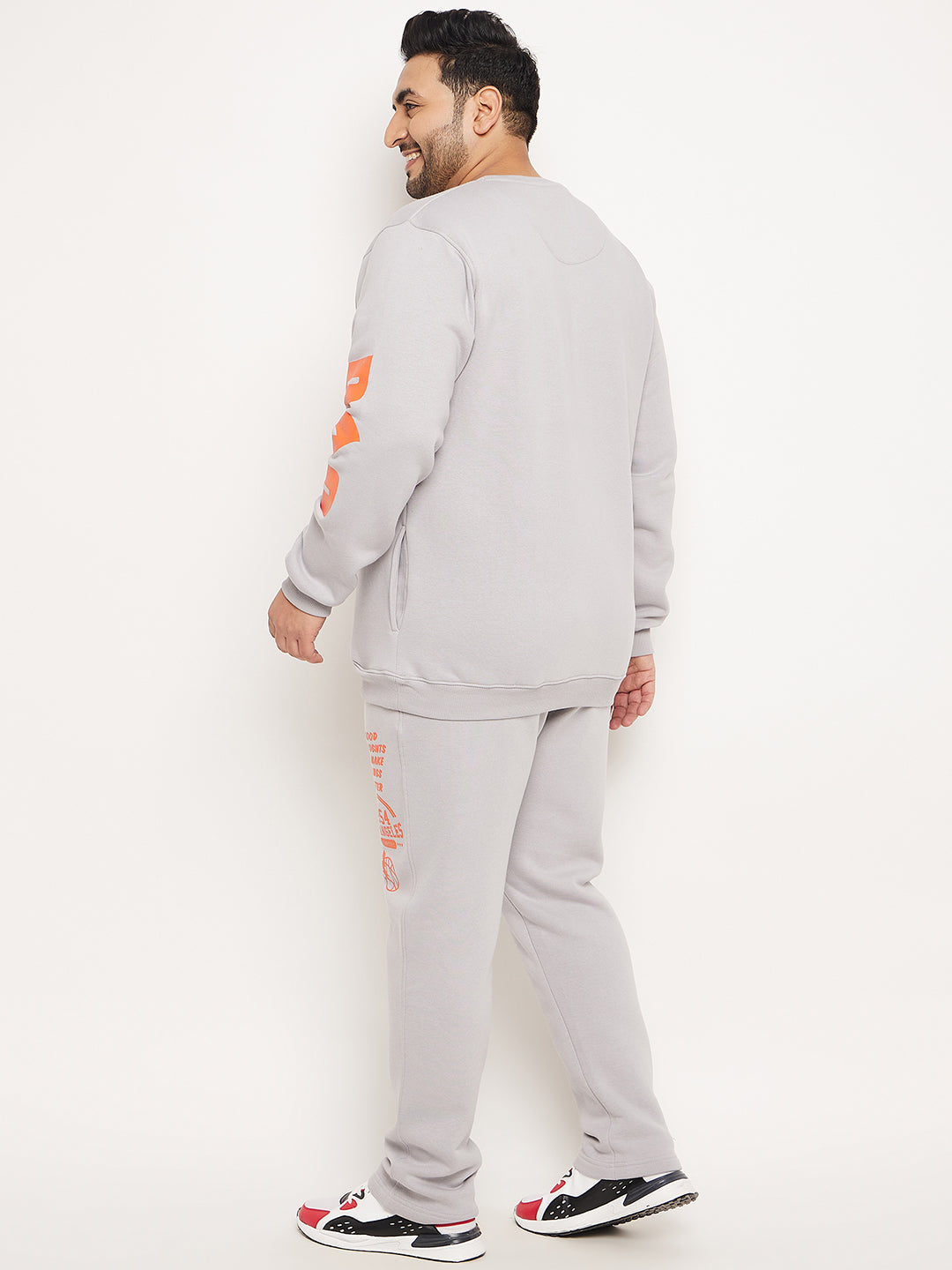 Light Grey Round Neck Plus Size Sweatshirt