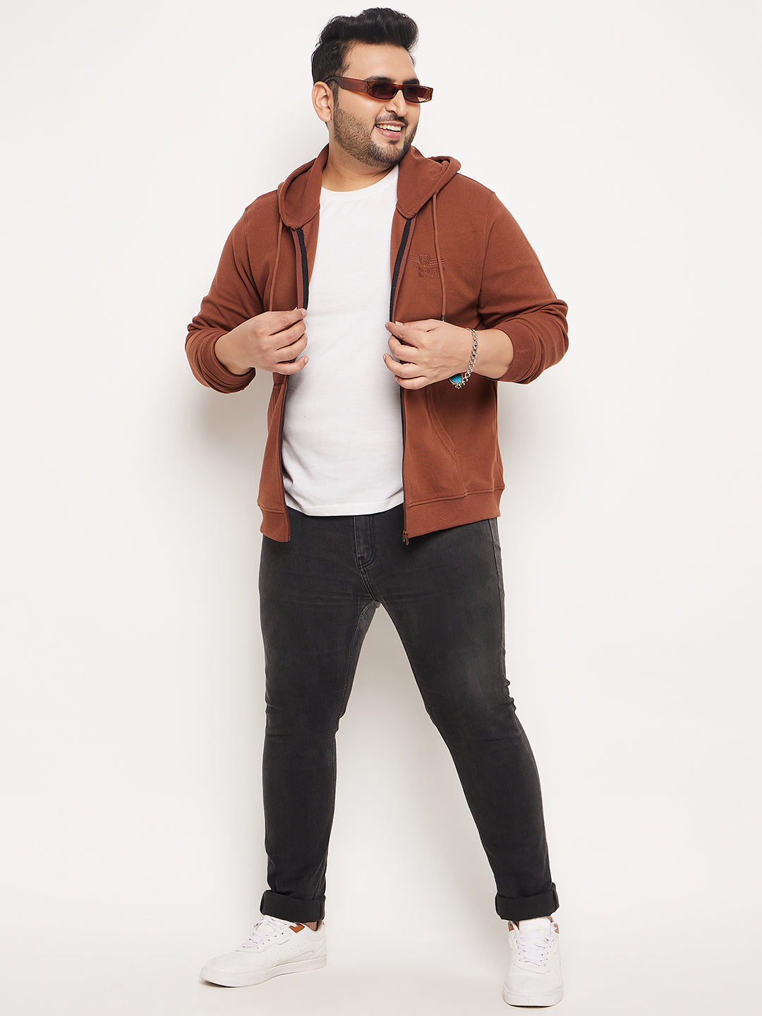 Chocolate Brown Solid Full Sleeve Hooded Plus Size Sweatshirt