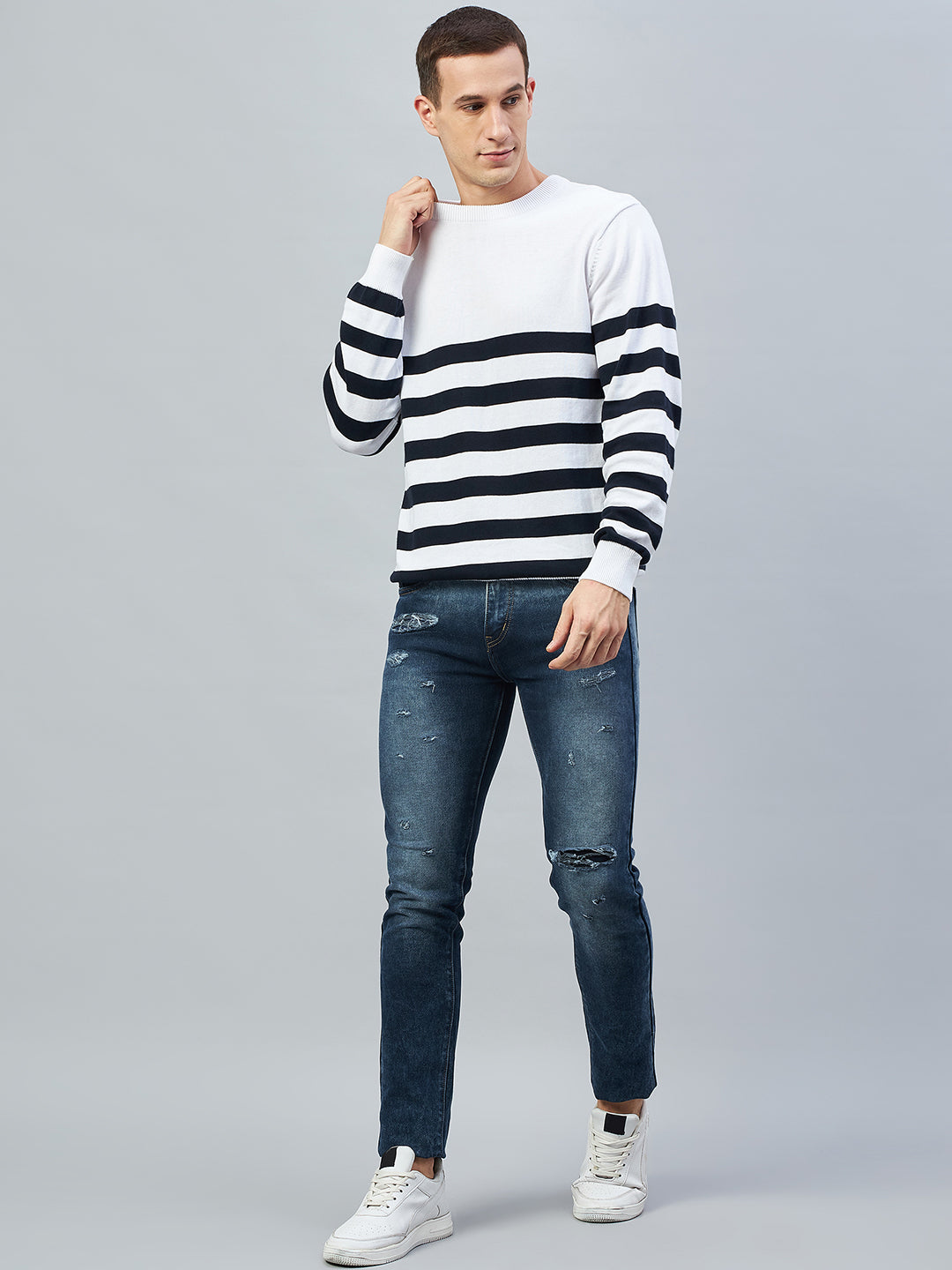 White Round Neck Plus Size Sweater