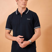 Men Navy Solid Regular Fit T-Shirt