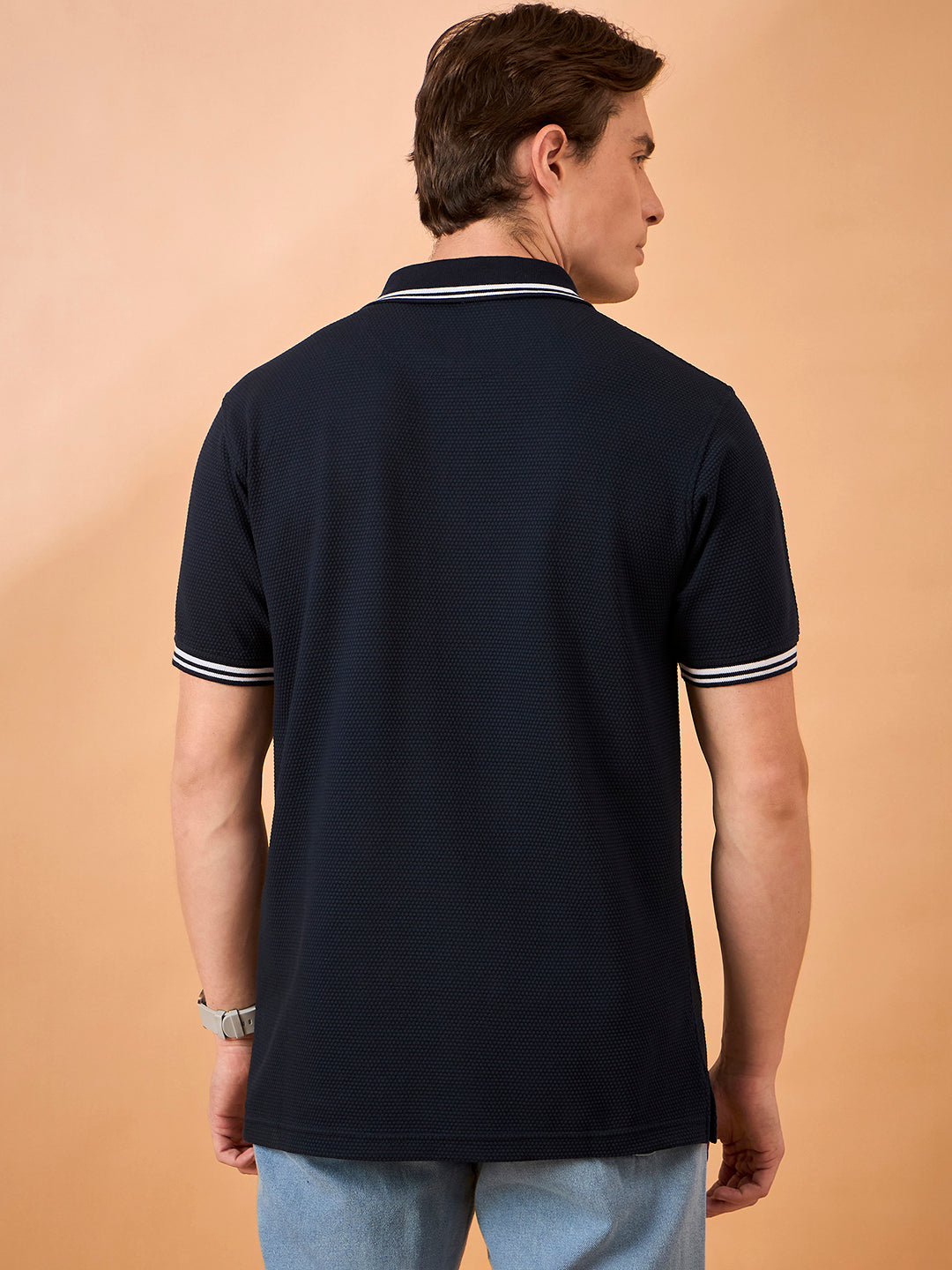 Men Navy Solid Regular Fit T-Shirt