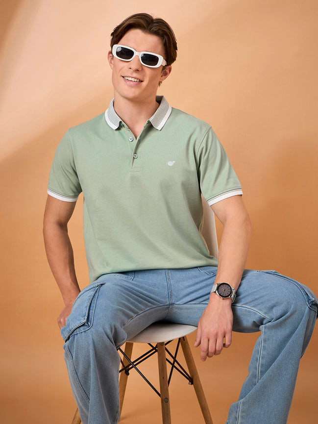 Men Green Solid Regular Fit T-Shirt