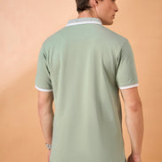 Men Green Solid Regular Fit T-Shirt