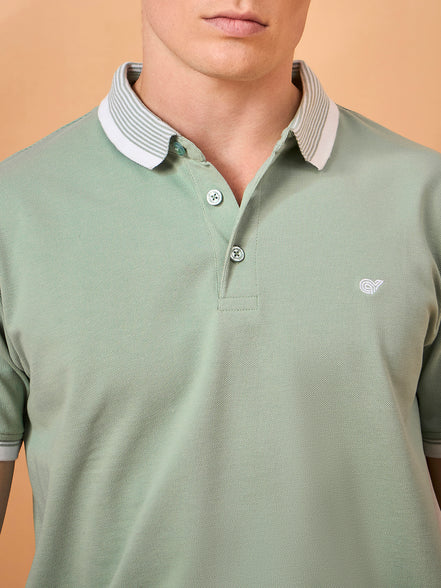 Men Green Solid Regular Fit T-Shirt