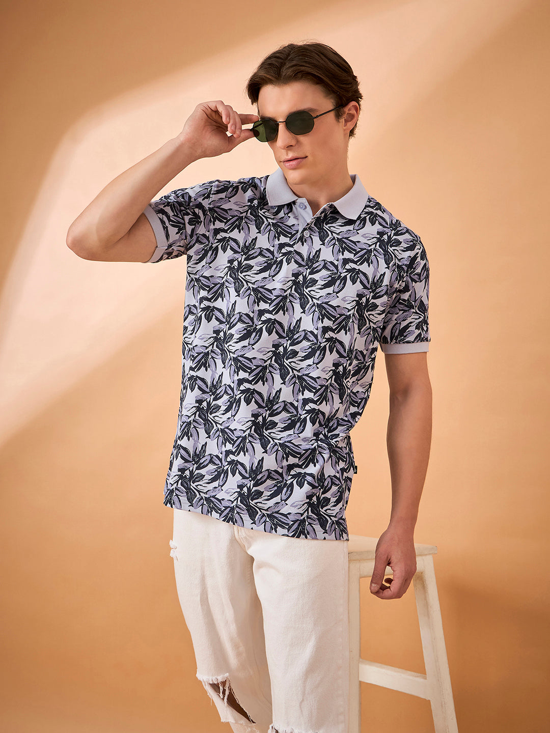 Men Lavender Print Regular Fit T-Shirt