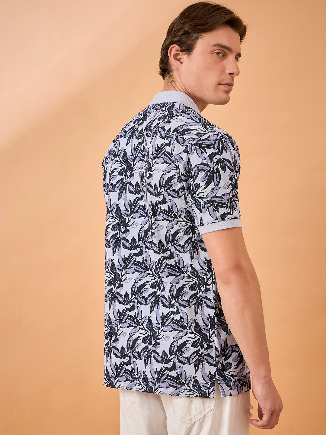 Men Lavender Print Regular Fit T-Shirt