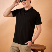 Men Black Solid Regular Fit T-Shirt