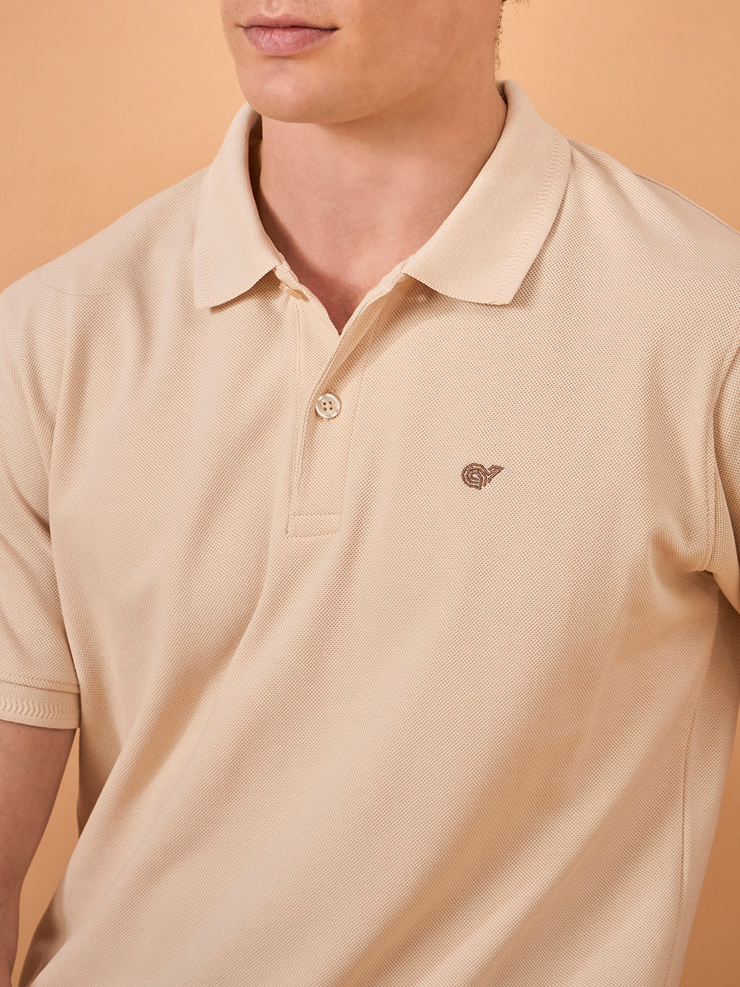 Men Beige Solid Regular Fit T-Shirt