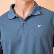 Men Mid Blue Solid Regular Fit T-Shirt