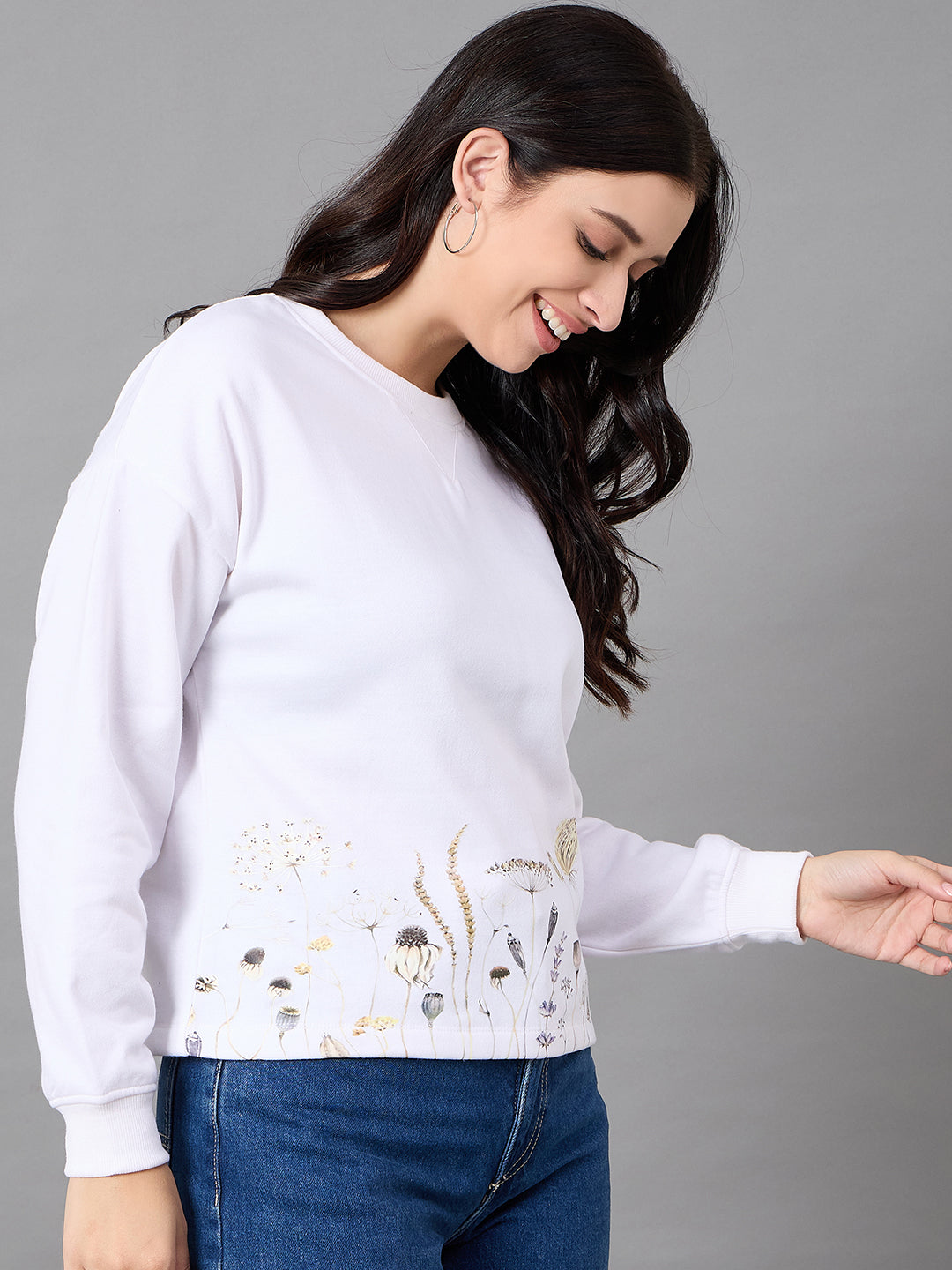Off White Round Neck Sweatshirt