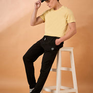 Men Black Solid Regular Fit Trackpant