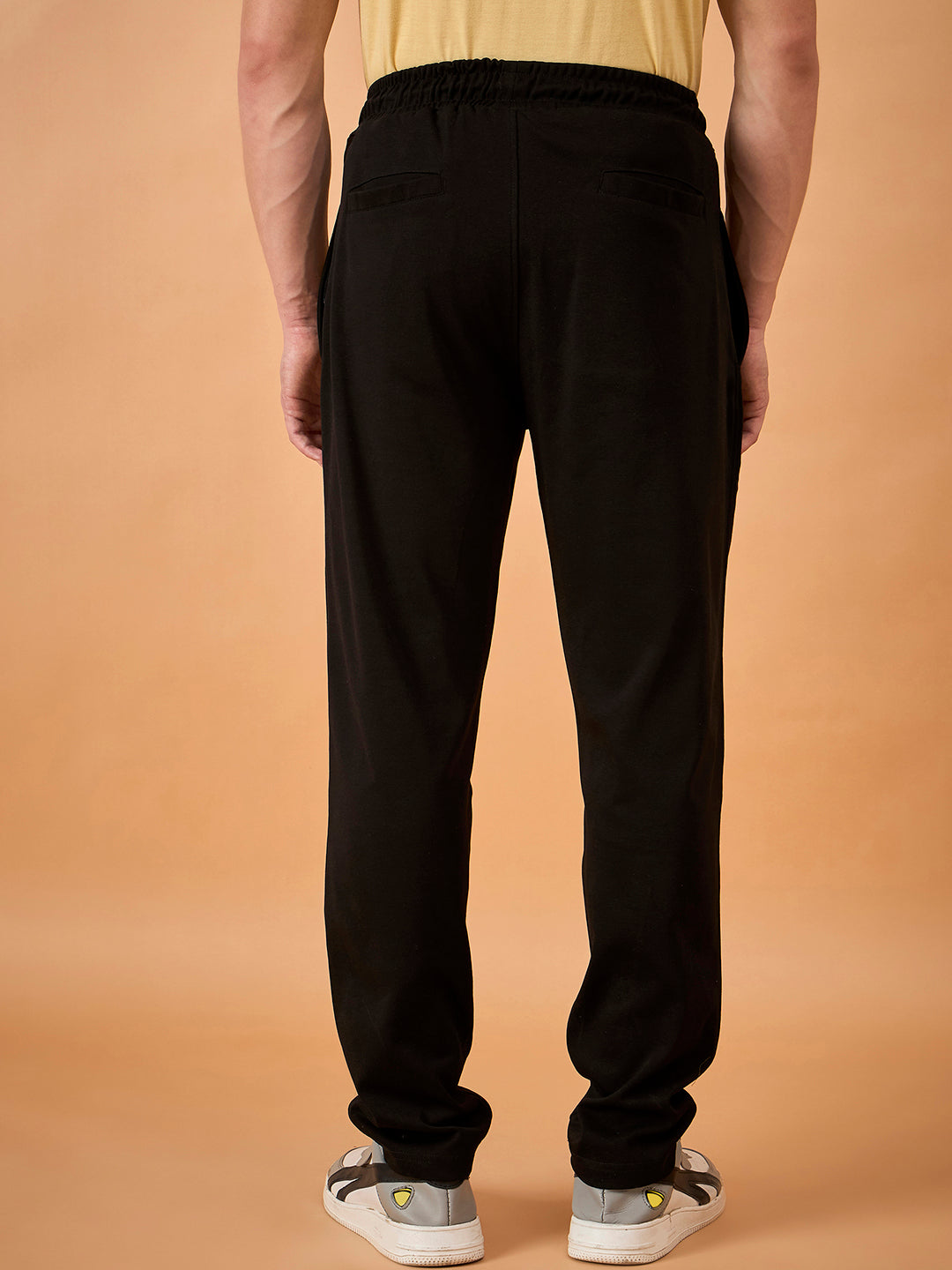 Men Black Solid Regular Fit Trackpant