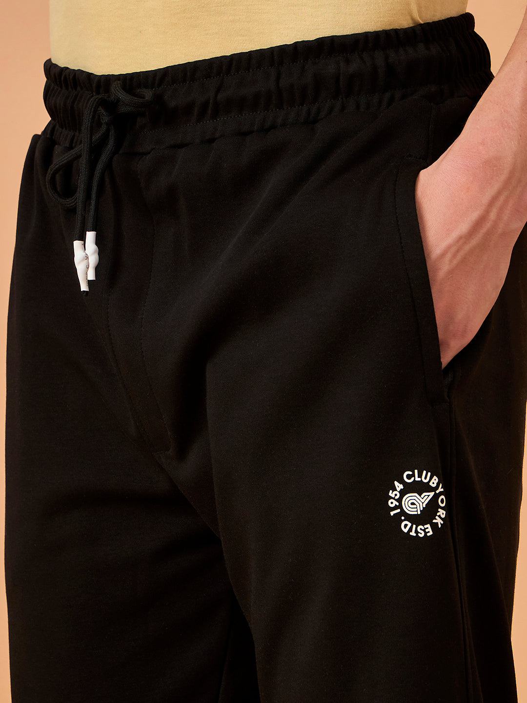 Men Black Solid Regular Fit Trackpant