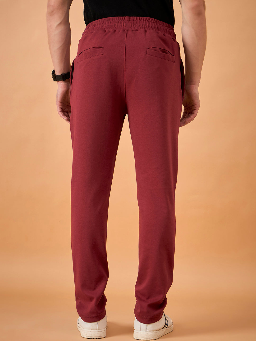 Men Wine Solid Regular Fit Trackpant