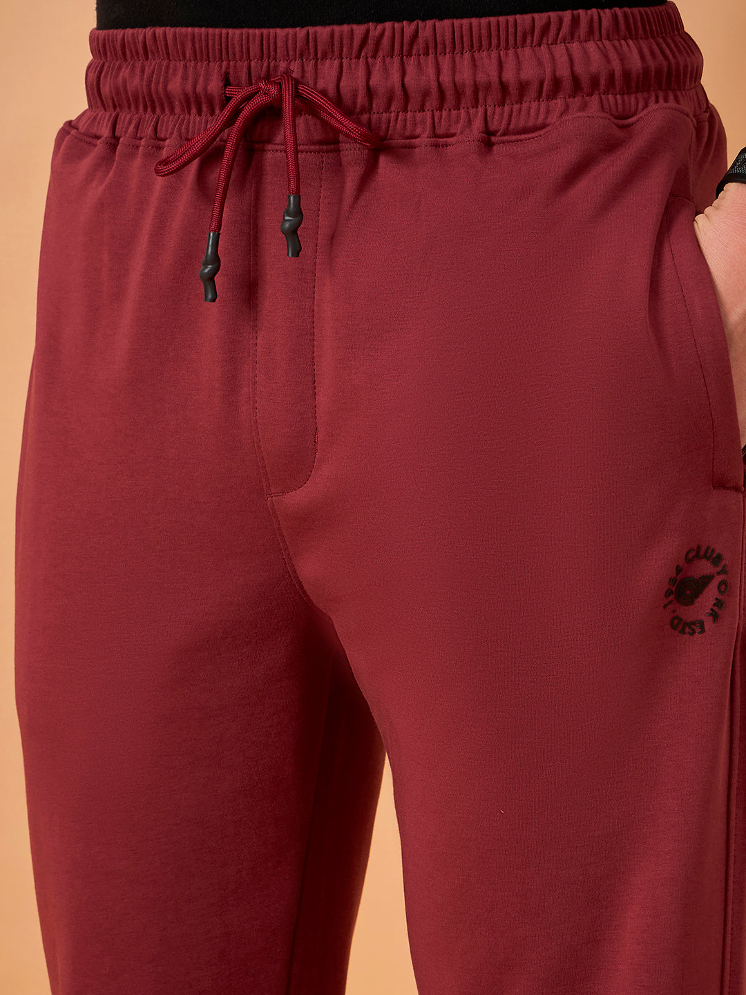 Men Wine Solid Regular Fit Trackpant