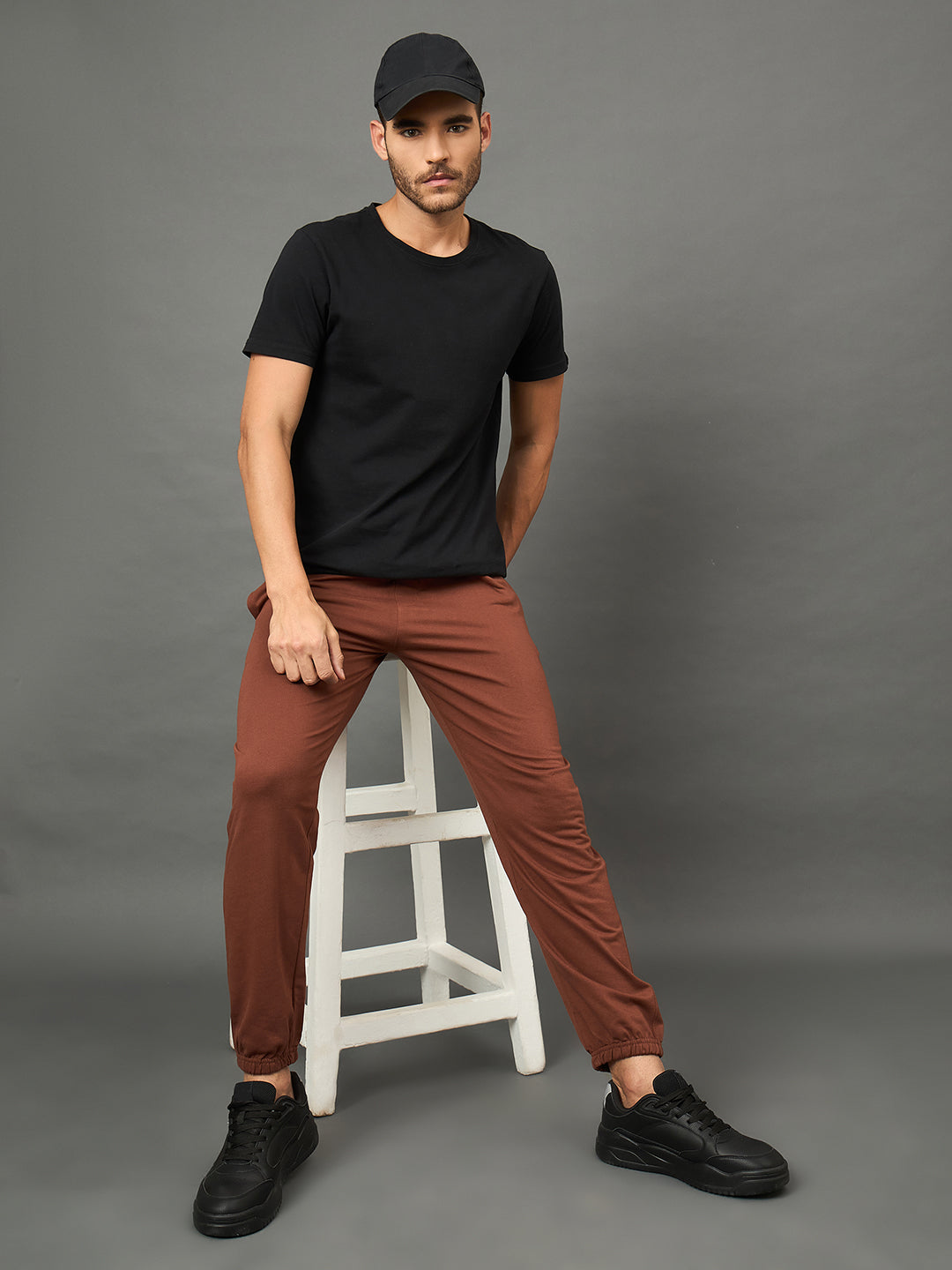 Club York Men Brown Drawstring Trackpant