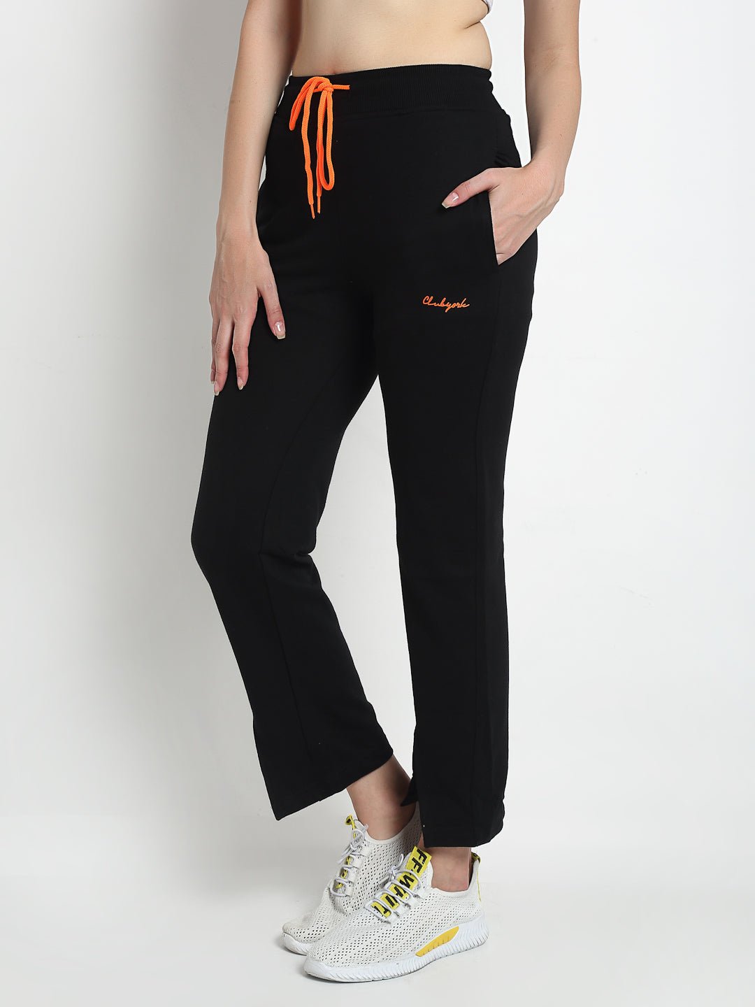 Black Trackpant - clubyork