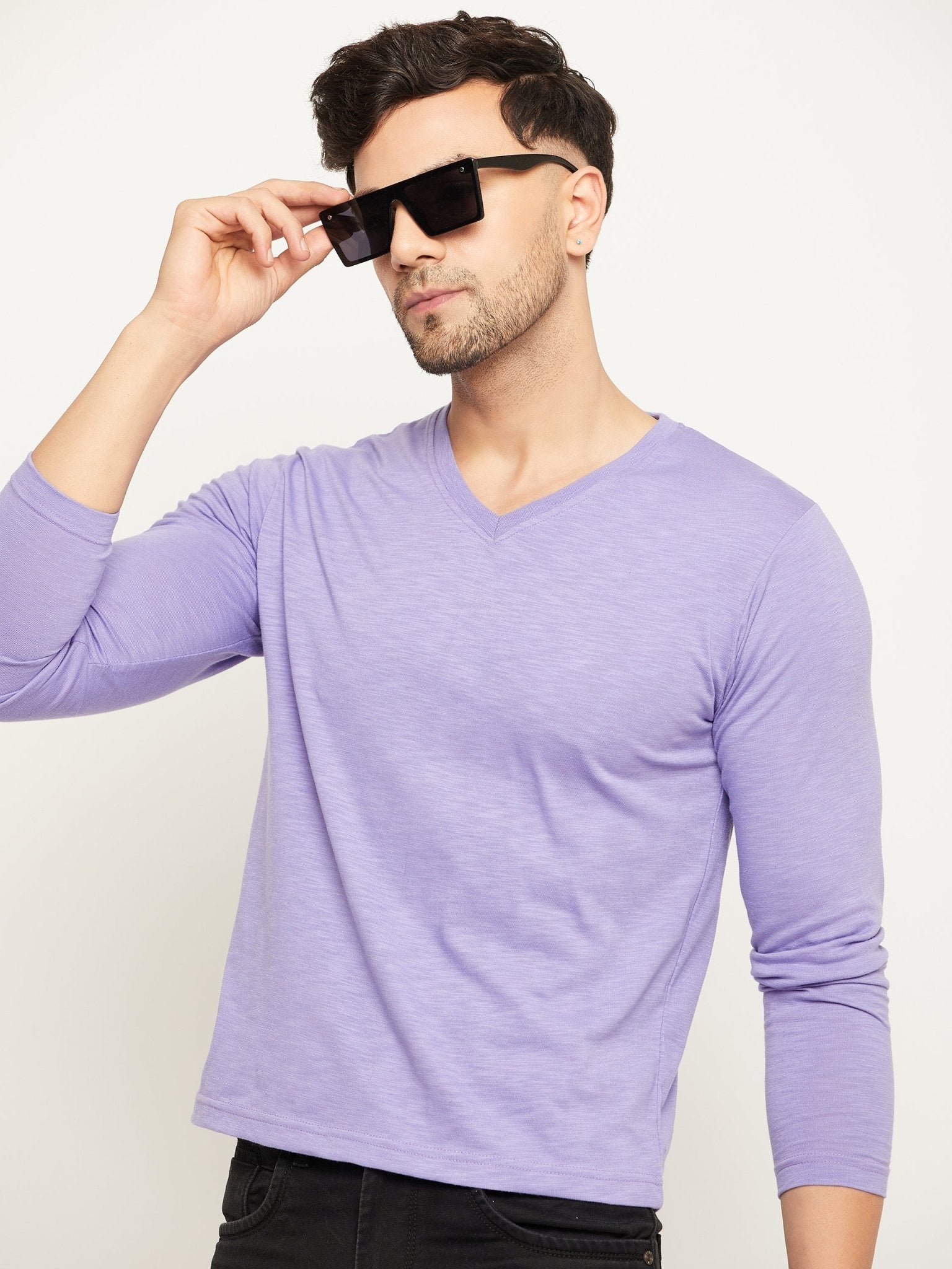 Lilac Solid V Neck T-Shirt - clubyork