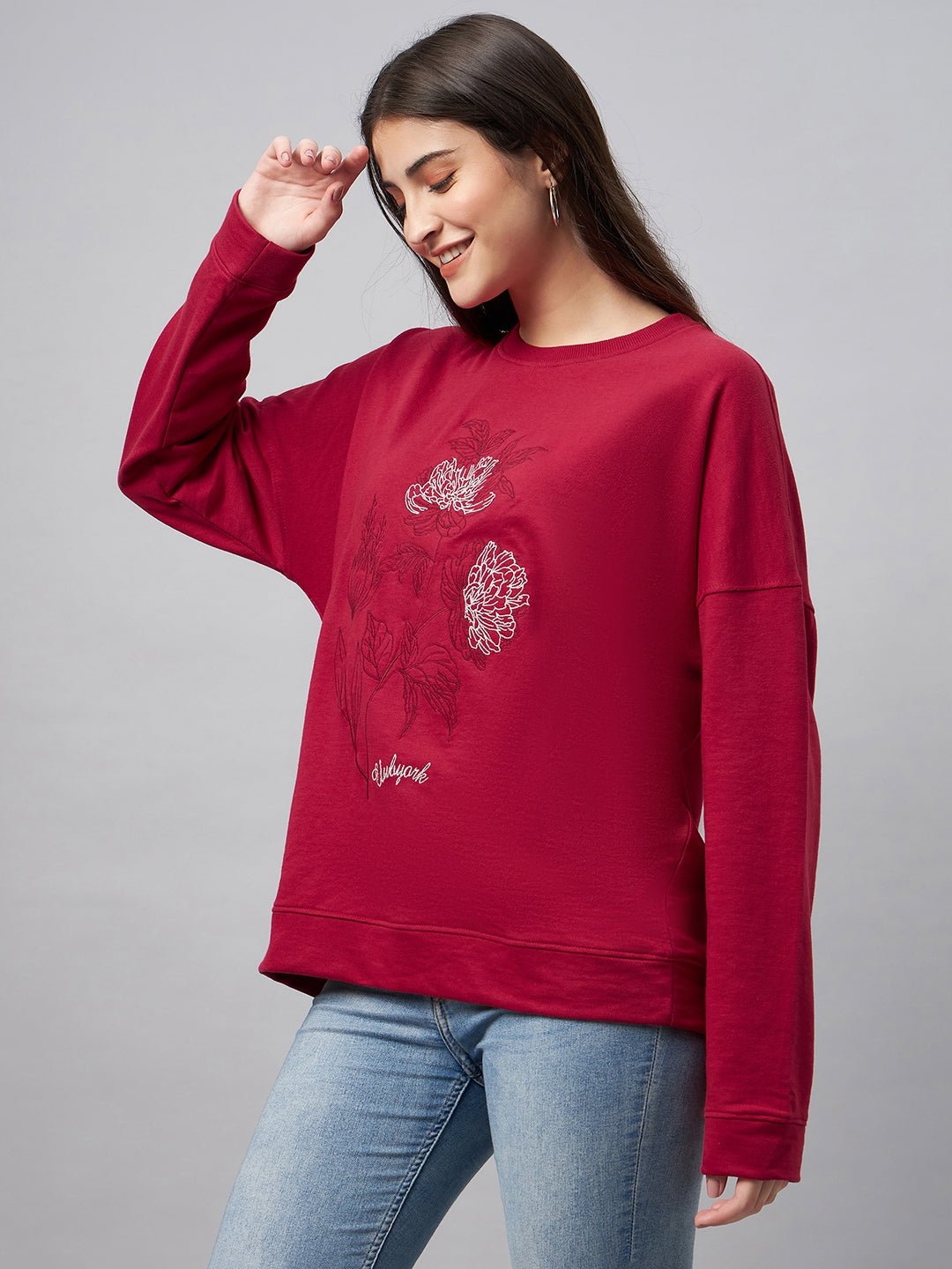 Maroon Embroidery Round Neck Sweatshirt - clubyork