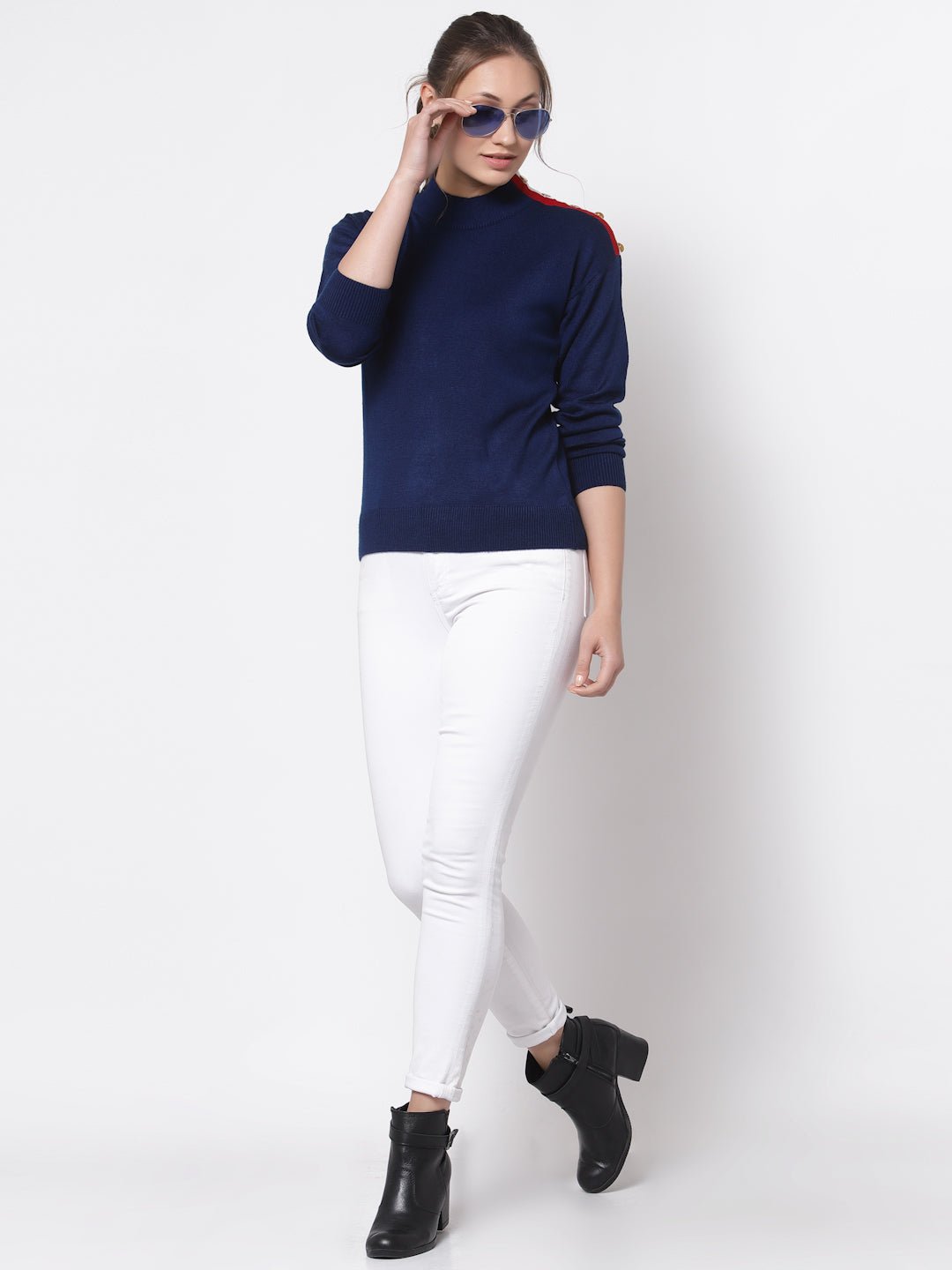 Navy Blue Solid Round Neck Sweater - clubyork