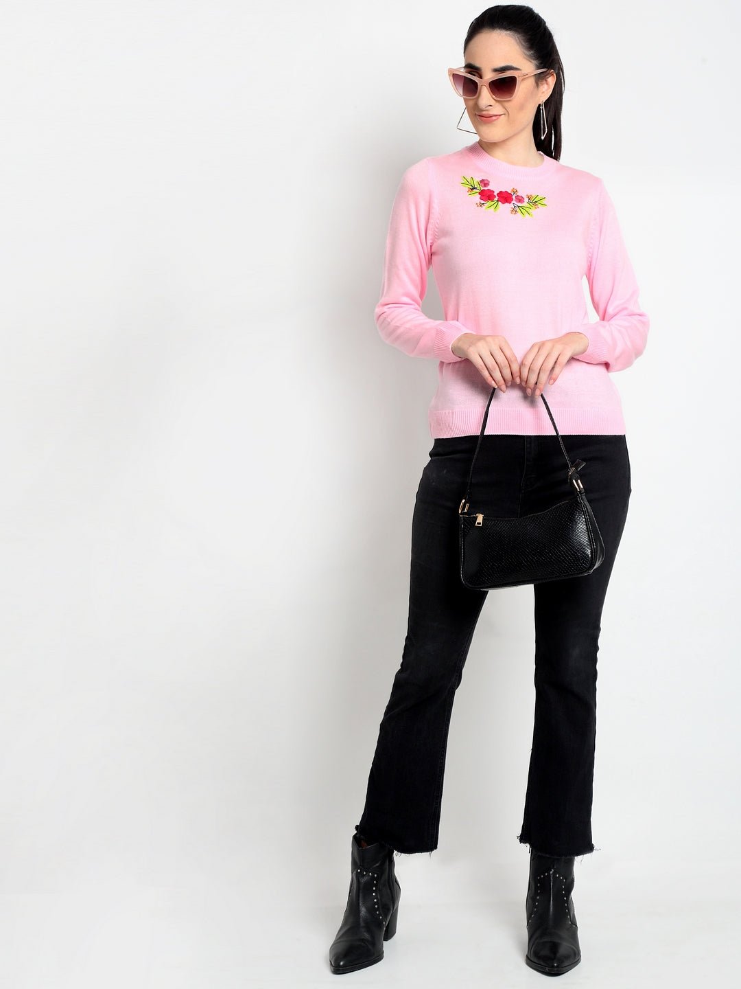 Pink Embroidery Round Neck Sweater - clubyork